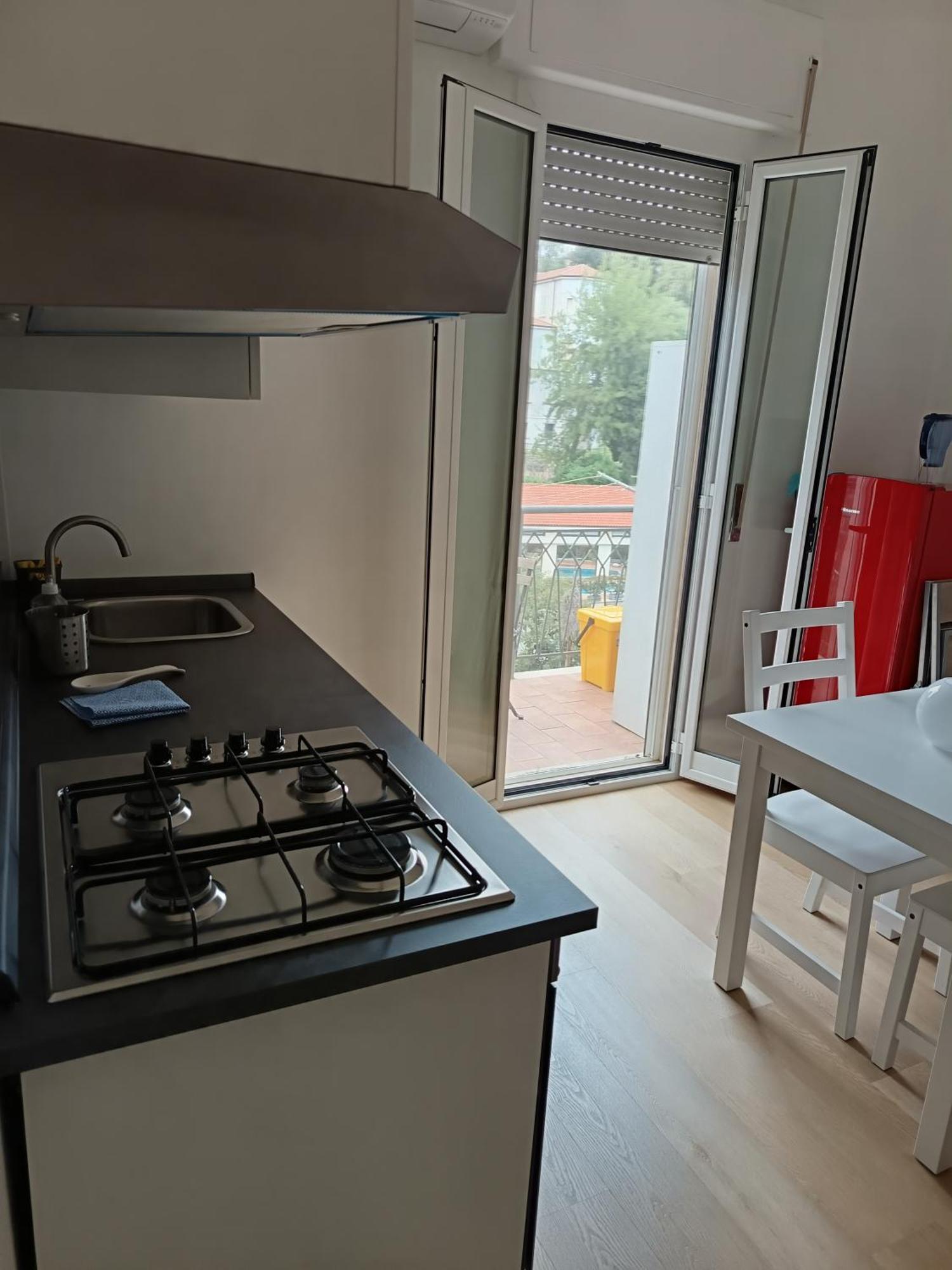 Апартаменты Casa Francesca Con Parcheggio Gratuito Санремо Экстерьер фото